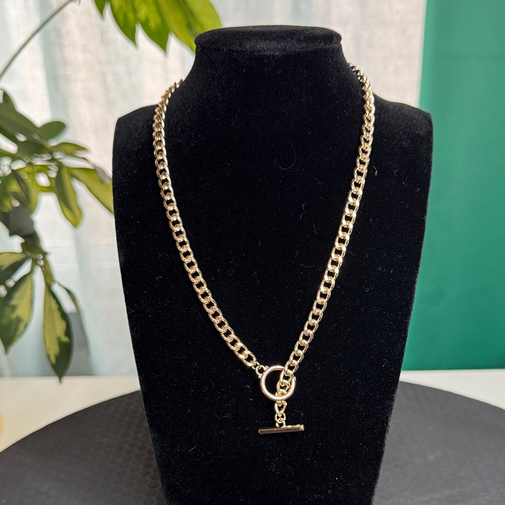 Elegant Gold Plated Chain Necklace